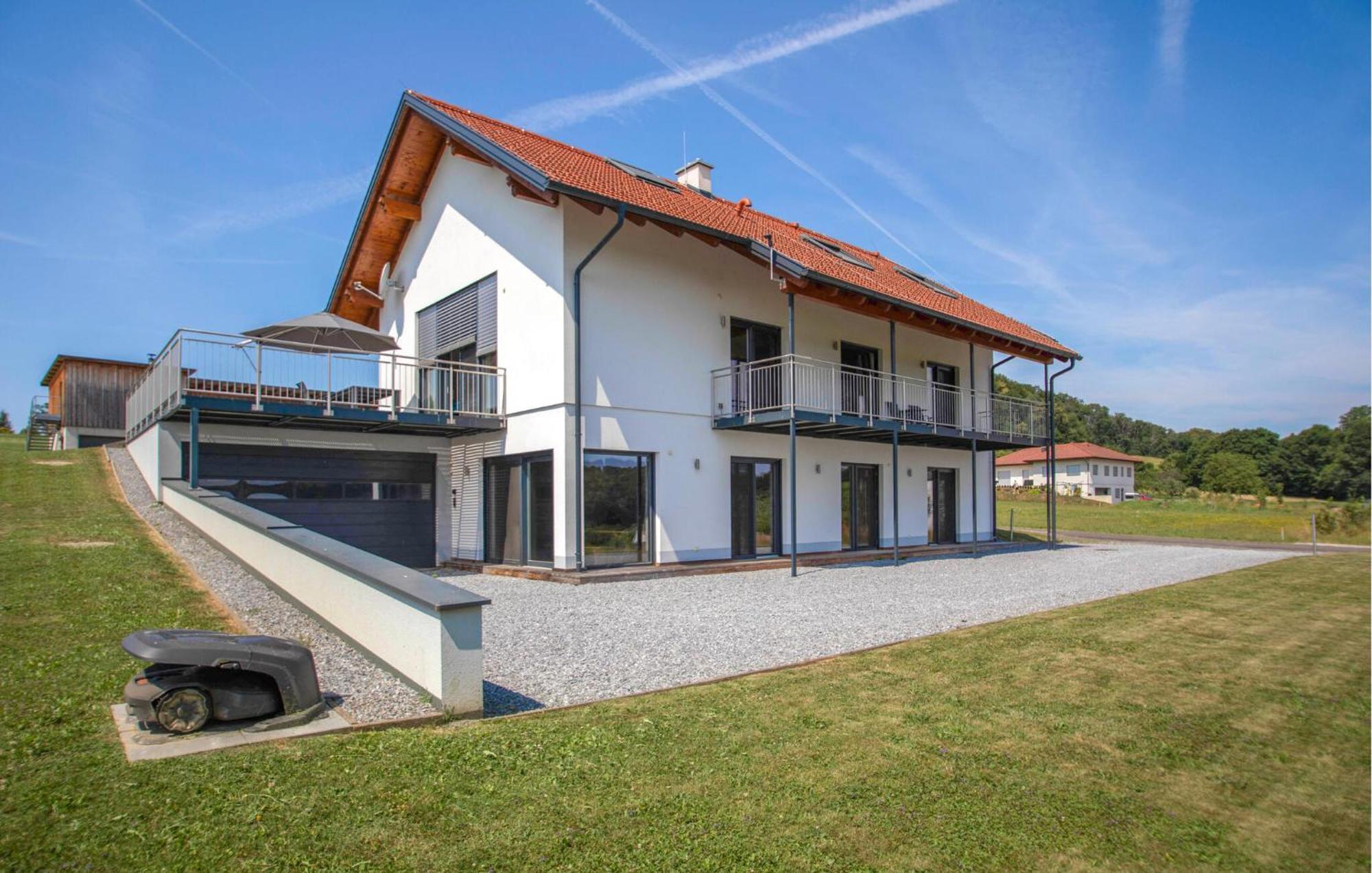 Ferienhaus In Kapfenstein Екстериор снимка